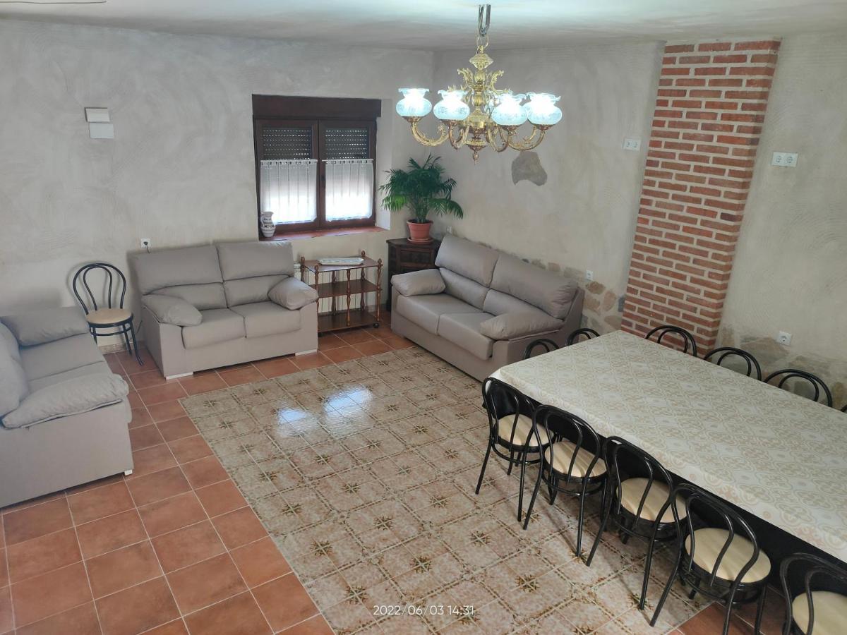 Casa Rural Banos Del Rey Con Piscina Climatizada Vega de Santa Maria Luaran gambar